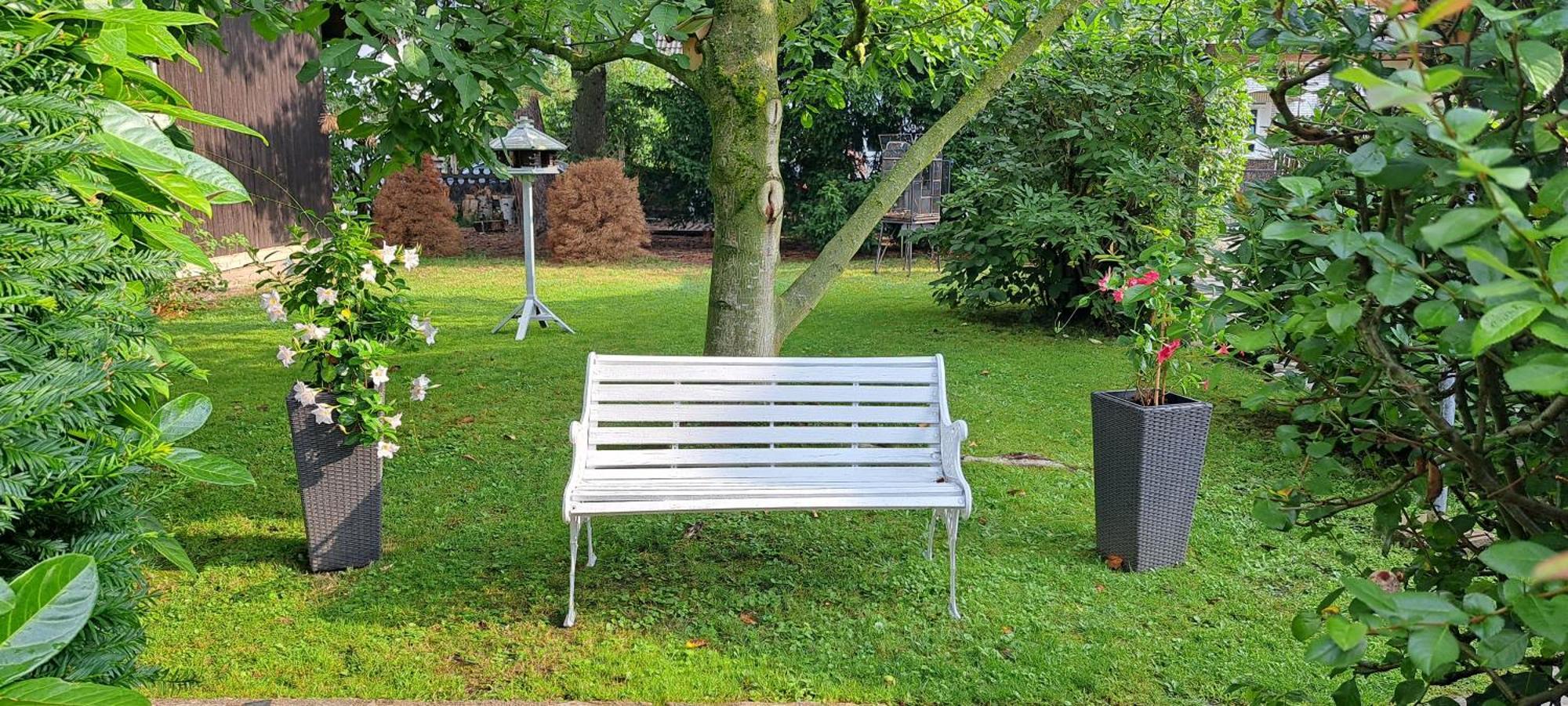 All-in-one Mit Eigener Sonnenterrasse Im Garten Apartment